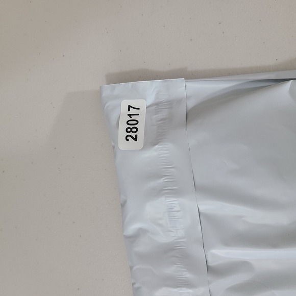 Oakley Shorts Mens 36 Beige Tan Brown Yellow Plaid 10" Inseam Casual Golf Chino - Picture 13 of 14